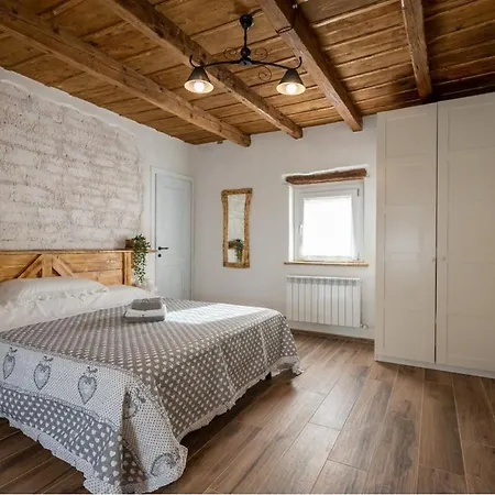 La Rosa Del Borgo Apartment